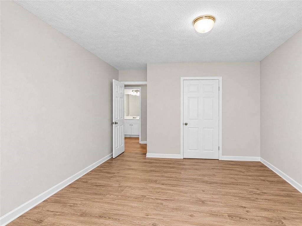 5764 Dexters Mill Place Property Photo 35