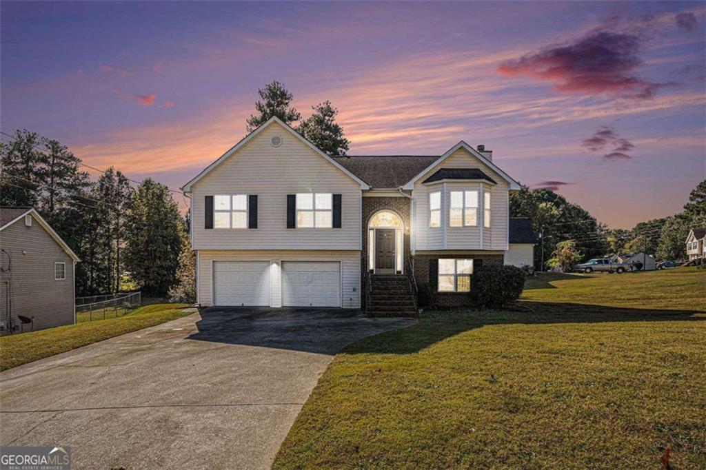 2733 Cedar Tree Lane Property Photo 1