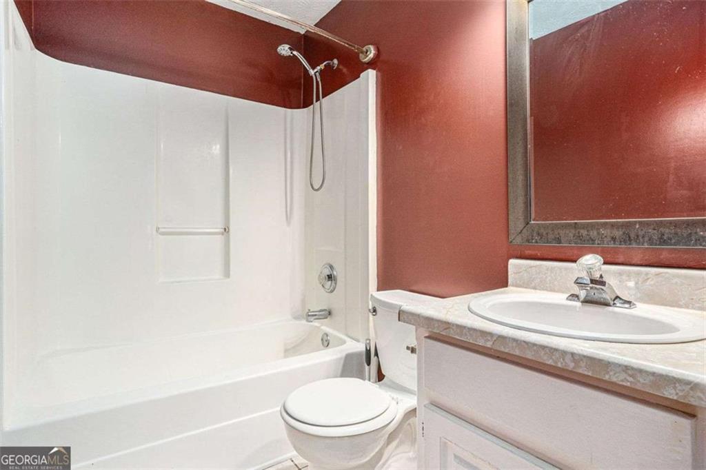 2733 Cedar Tree Lane Property Photo 9