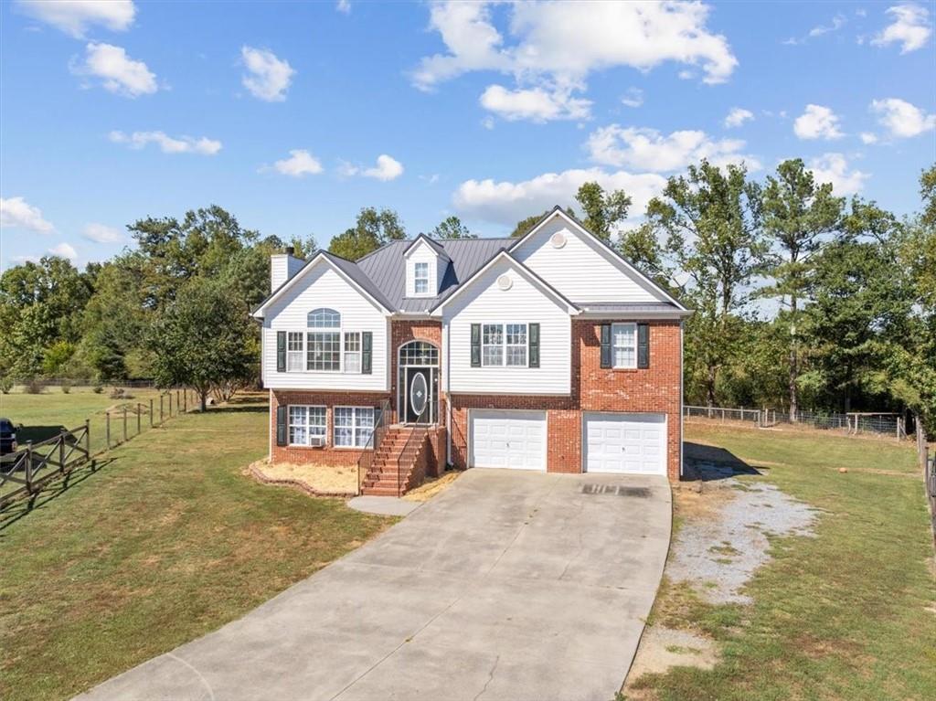 132 Pin Oak Lane Se Property Photo 1