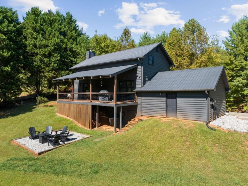 36 Deep Cove Road Property Photo 3