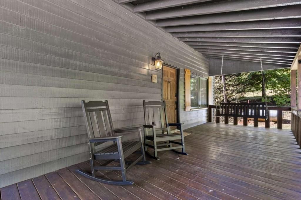 36 Deep Cove Road Property Photo 6