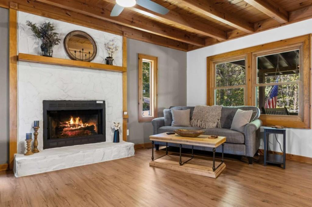 36 Deep Cove Road Property Photo 10