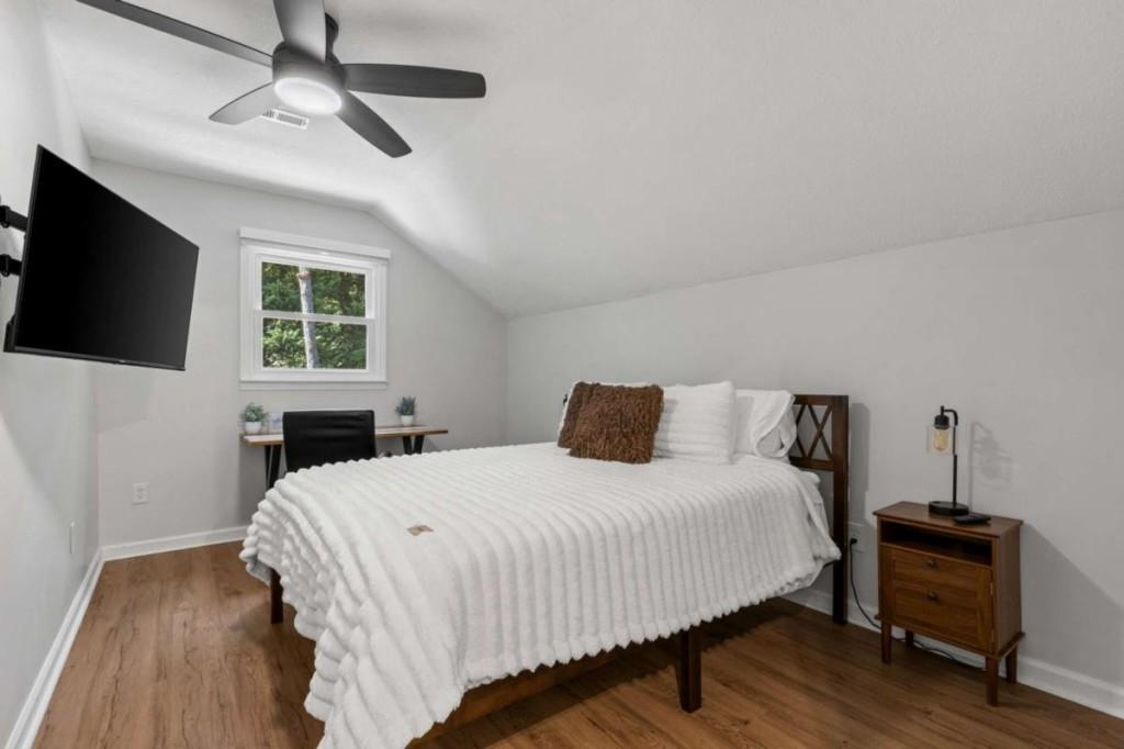 36 Deep Cove Road Property Photo 25
