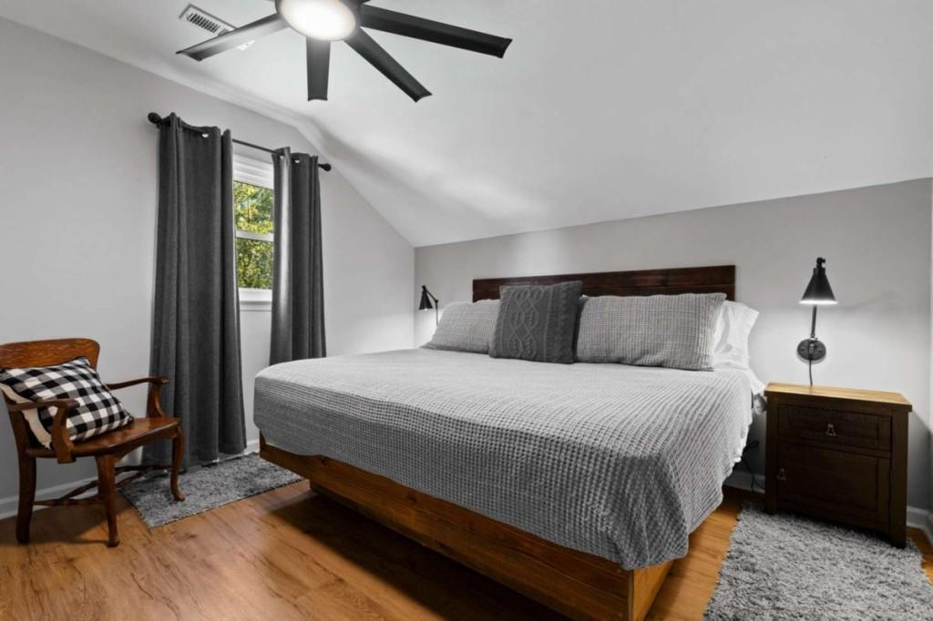 36 Deep Cove Road Property Photo 30