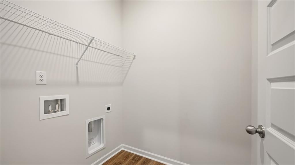 110 Planters Row Property Photo 7
