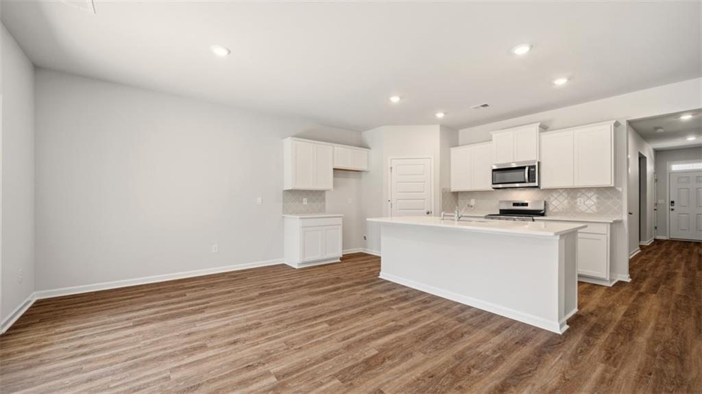 110 Planters Row Property Photo 10