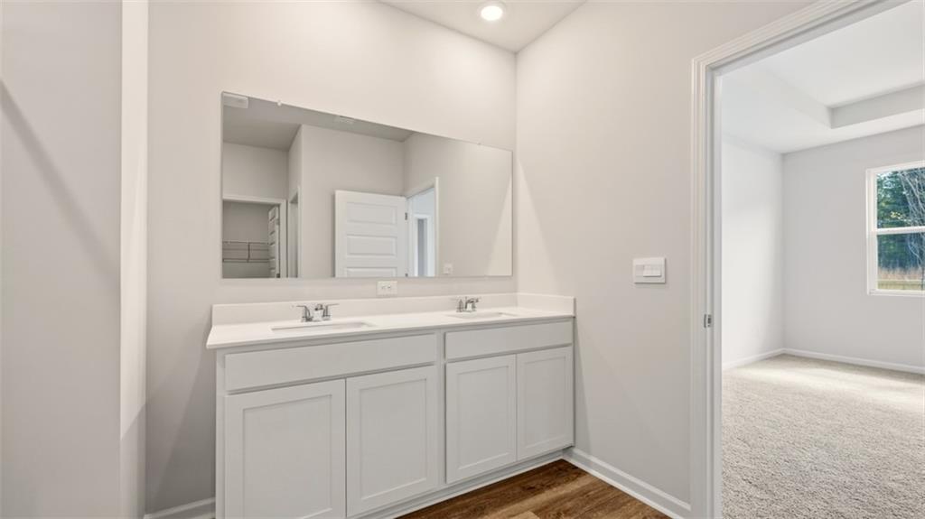 110 Planters Row Property Photo 24