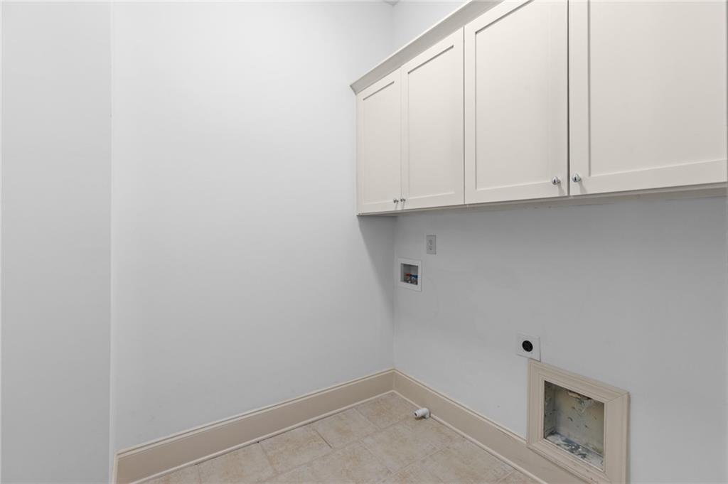 6015 Webster Circle Property Photo 32
