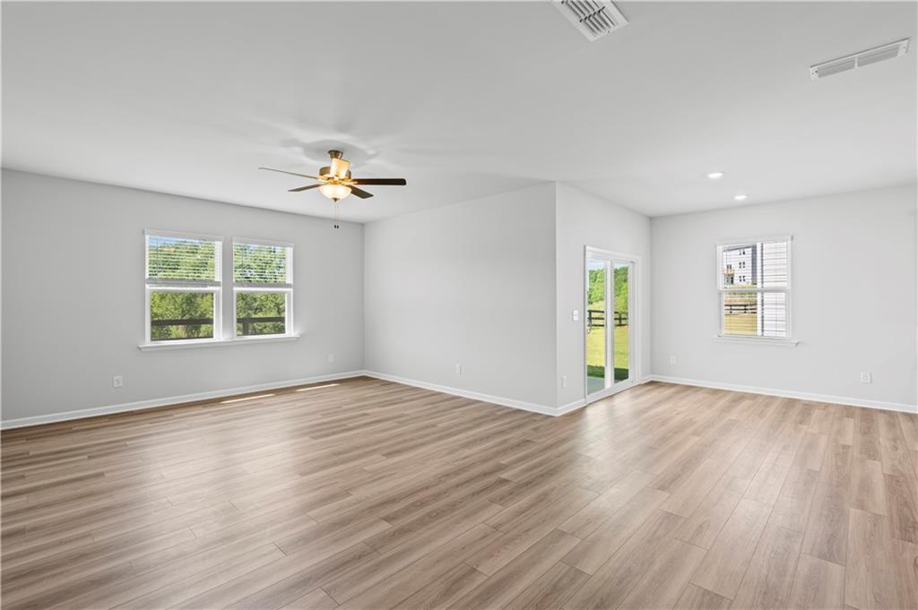 3123 Orwell Drive Property Photo 3