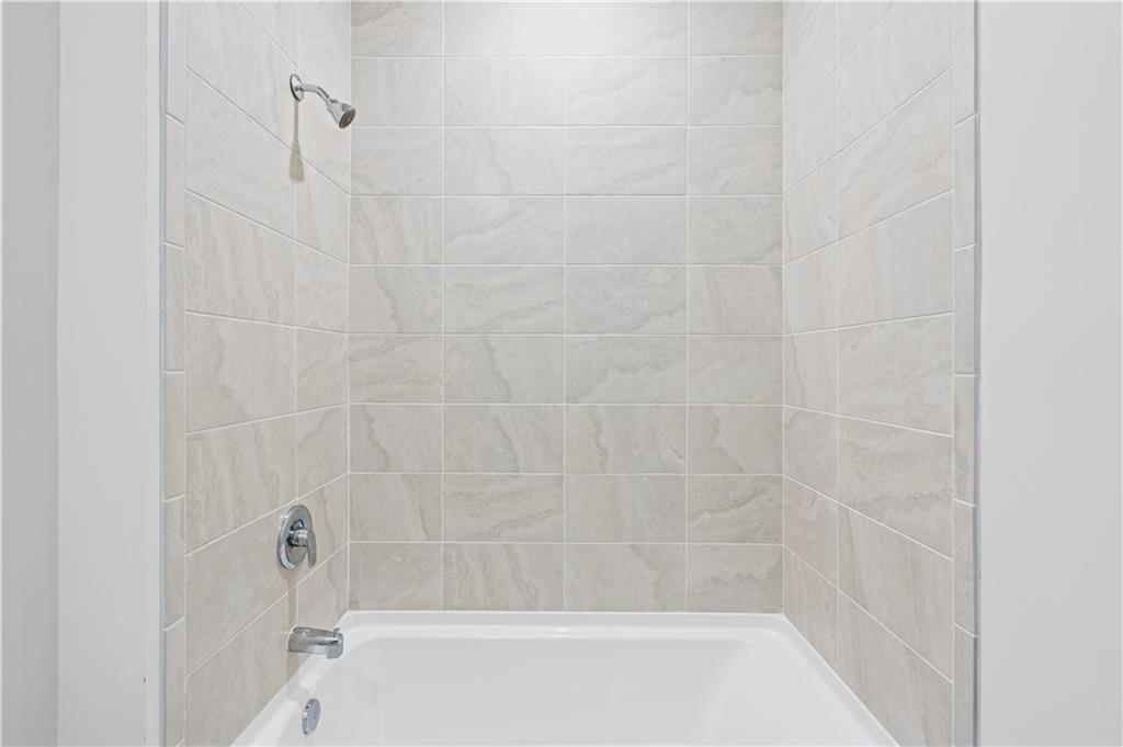 3088 Orwell Drive Property Photo 15