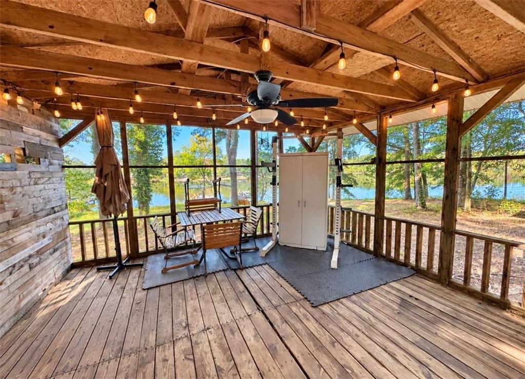 7170 Blacks Bluff Road Property Photo 12