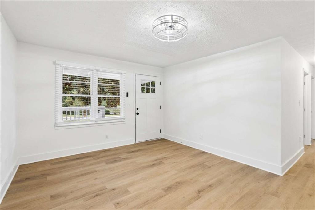 210 Douglas Street Property Photo 7