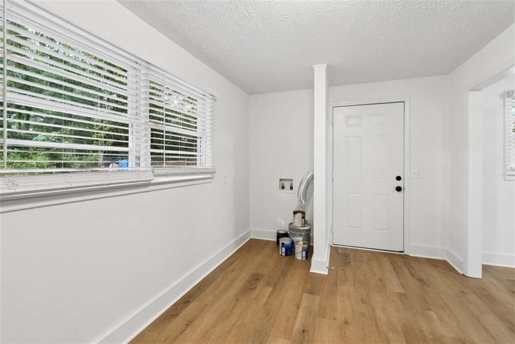 210 Douglas Street Property Photo 12