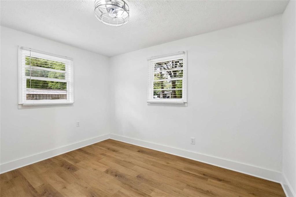 210 Douglas Street Property Photo 18