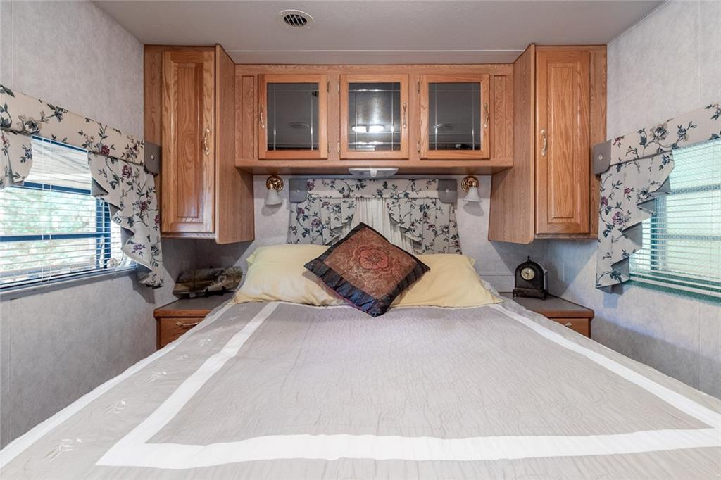 66 Peaceful Loop Property Photo 11