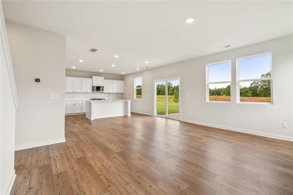 104 Allington Drive Property Photo 2