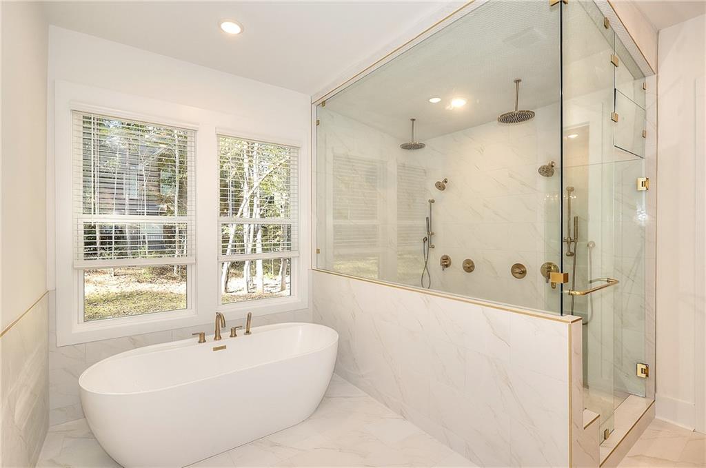 299 Claiborne Way Property Photo 12