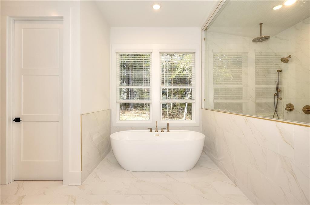299 Claiborne Way Property Photo 14