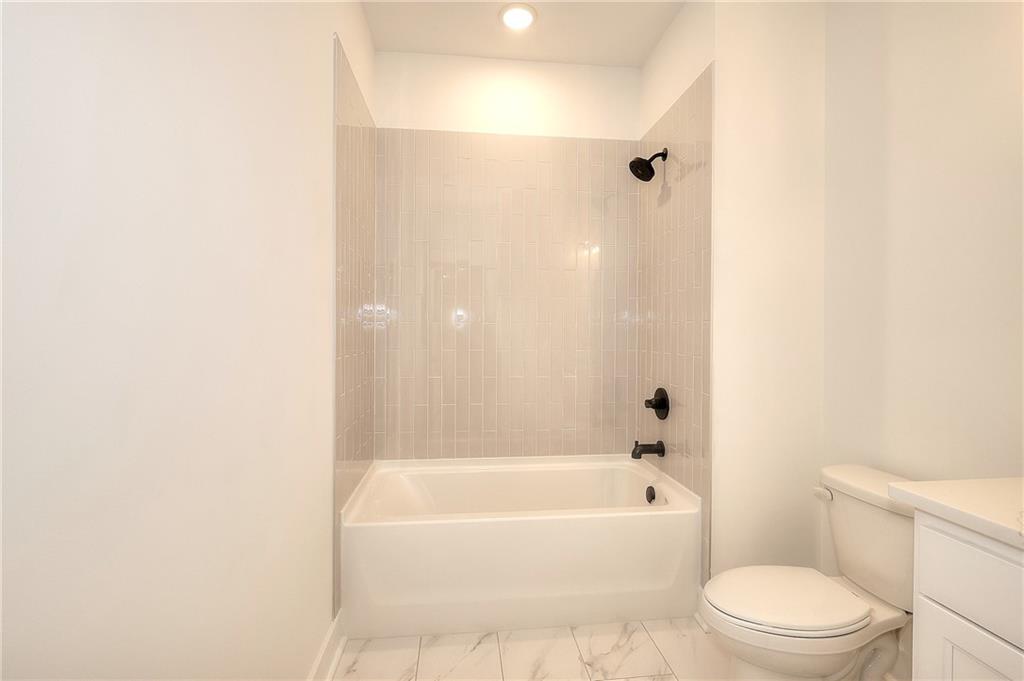 299 Claiborne Way Property Photo 17