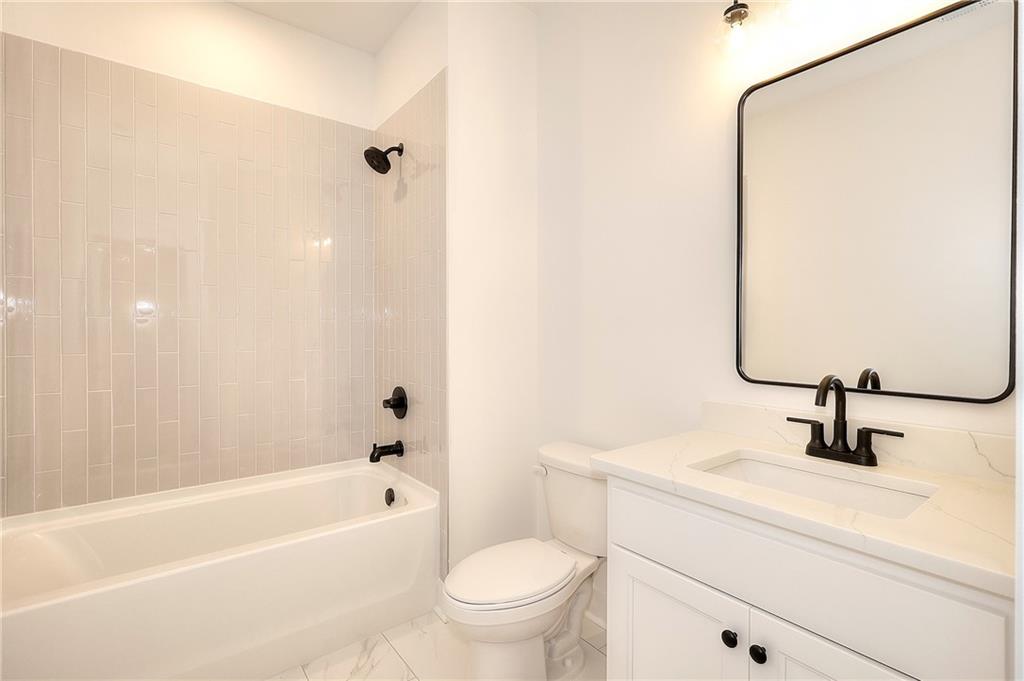 299 Claiborne Way Property Photo 18