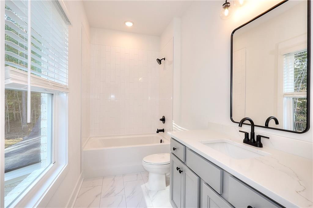 299 Claiborne Way Property Photo 19