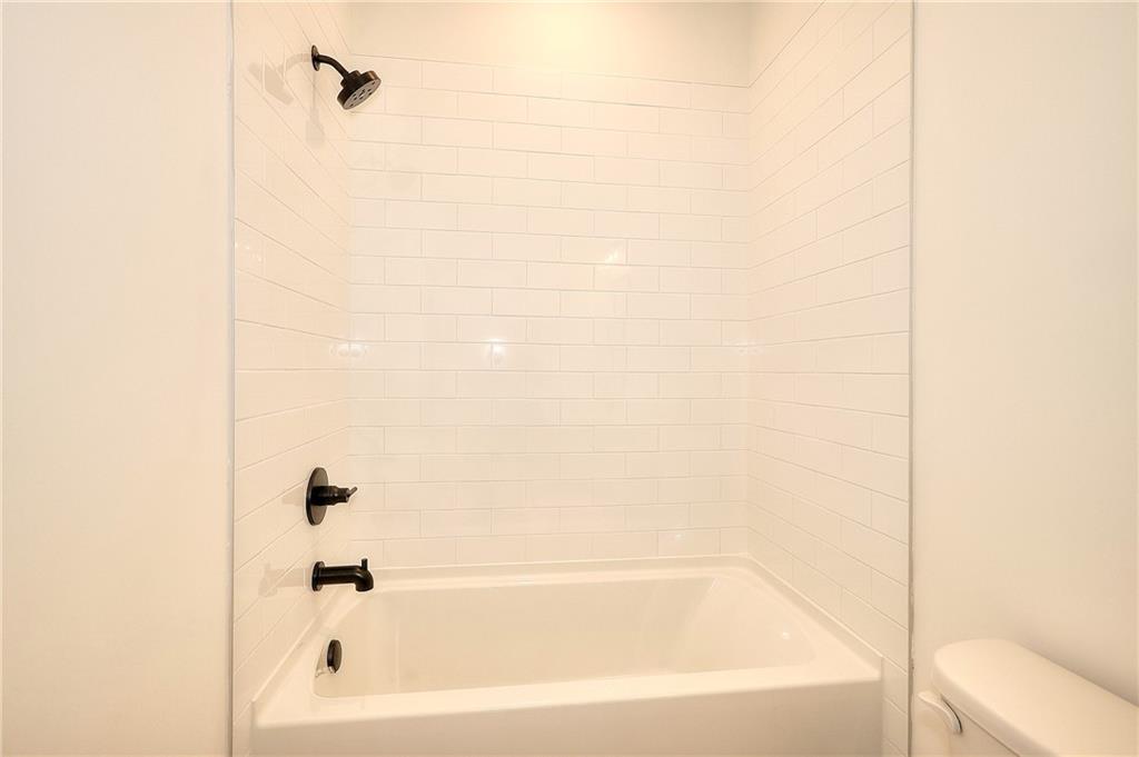 299 Claiborne Way Property Photo 20