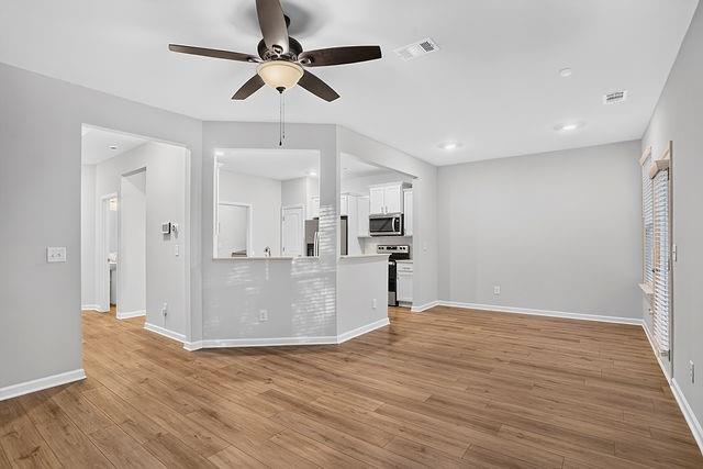 4716 Blake Loop Property Photo 9