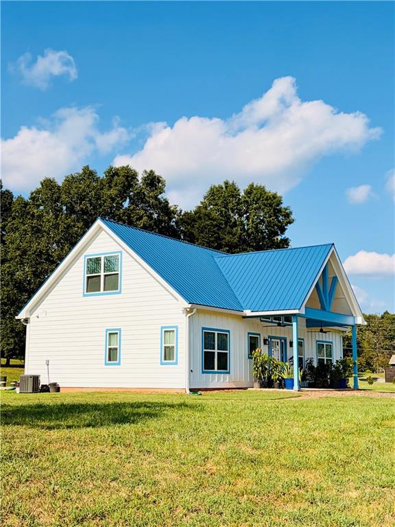 132 Fairview Meadows Drive Property Photo 1