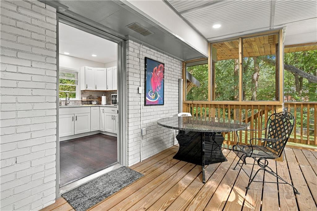 169 Herbert Drive Se Property Photo 17