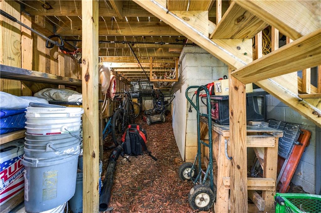 169 Herbert Drive Se Property Photo 35