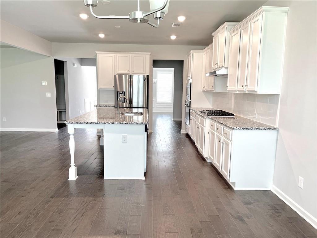 3045 Andover Trail Property Photo 14