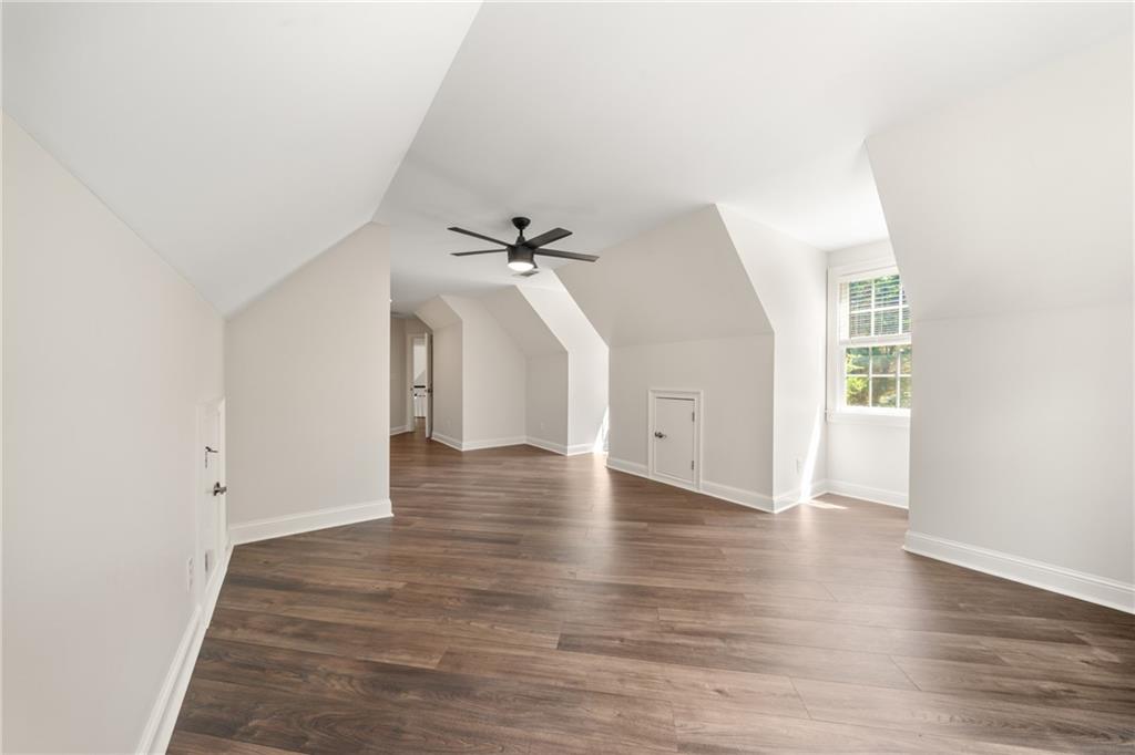 8805 Saddle Trail Property Photo 17