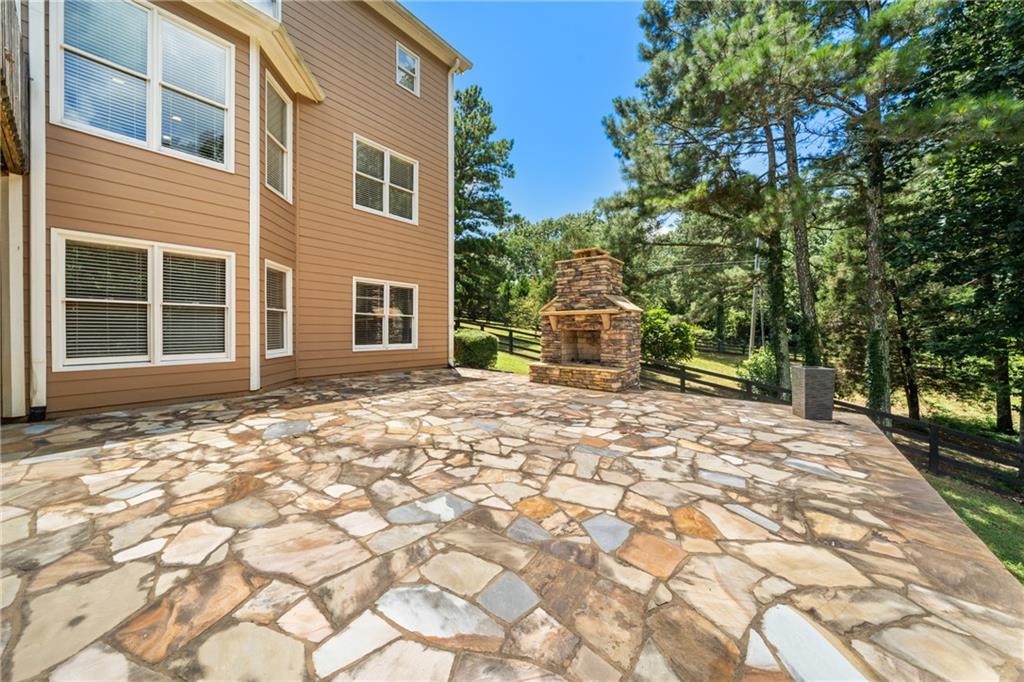 8805 Saddle Trail Property Photo 22