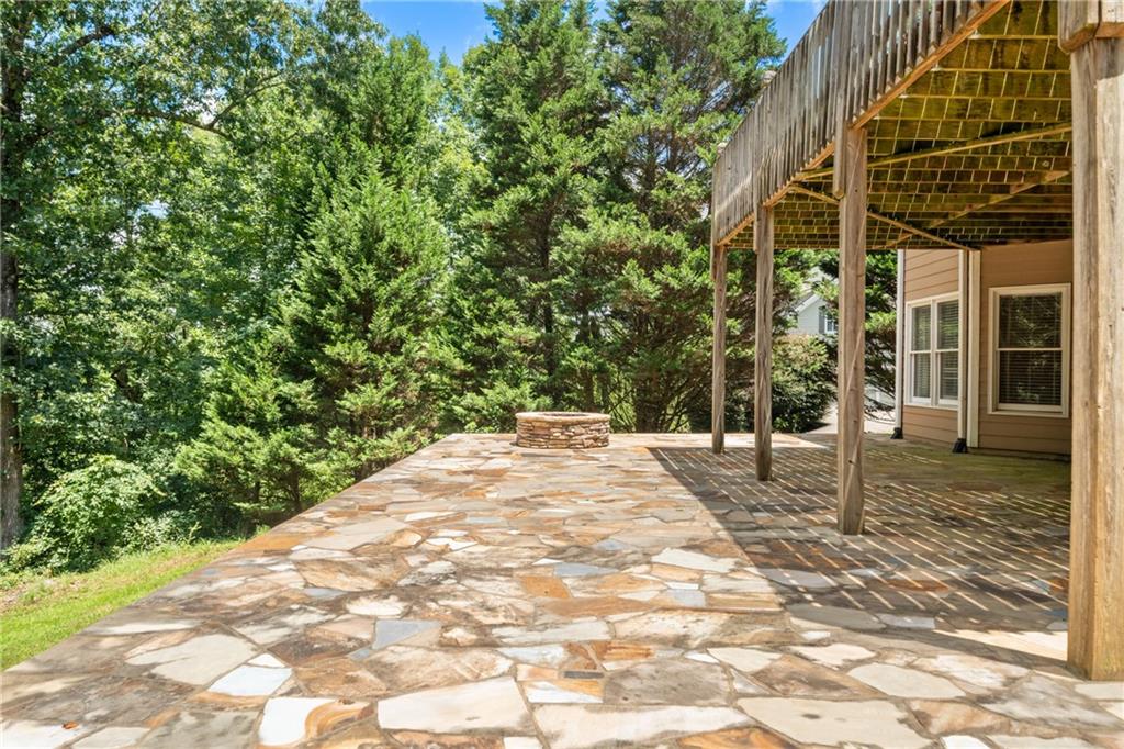 8805 Saddle Trail Property Photo 24