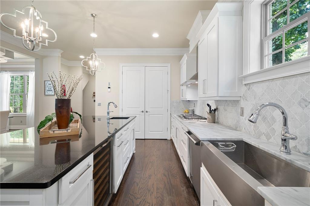 2601 Stoland Drive Property Photo 14
