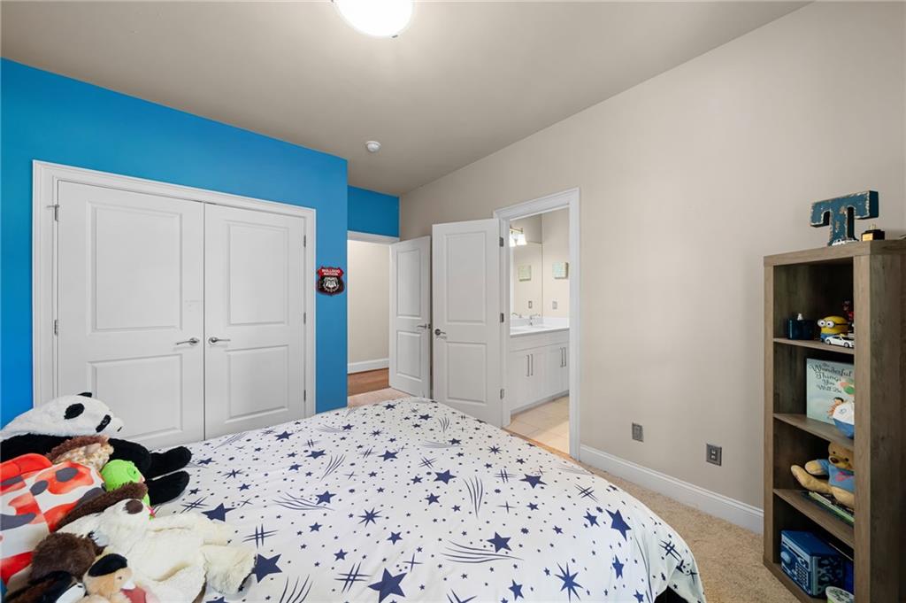 2601 Stoland Drive Property Photo 27