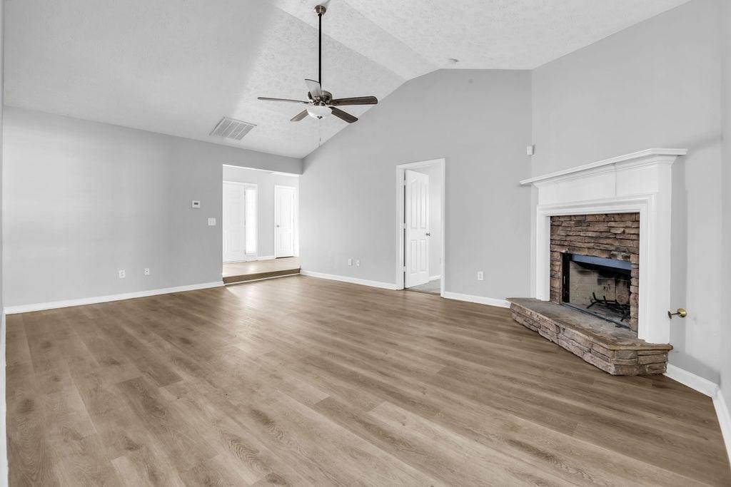 6430 Winston Trace Property Photo 7