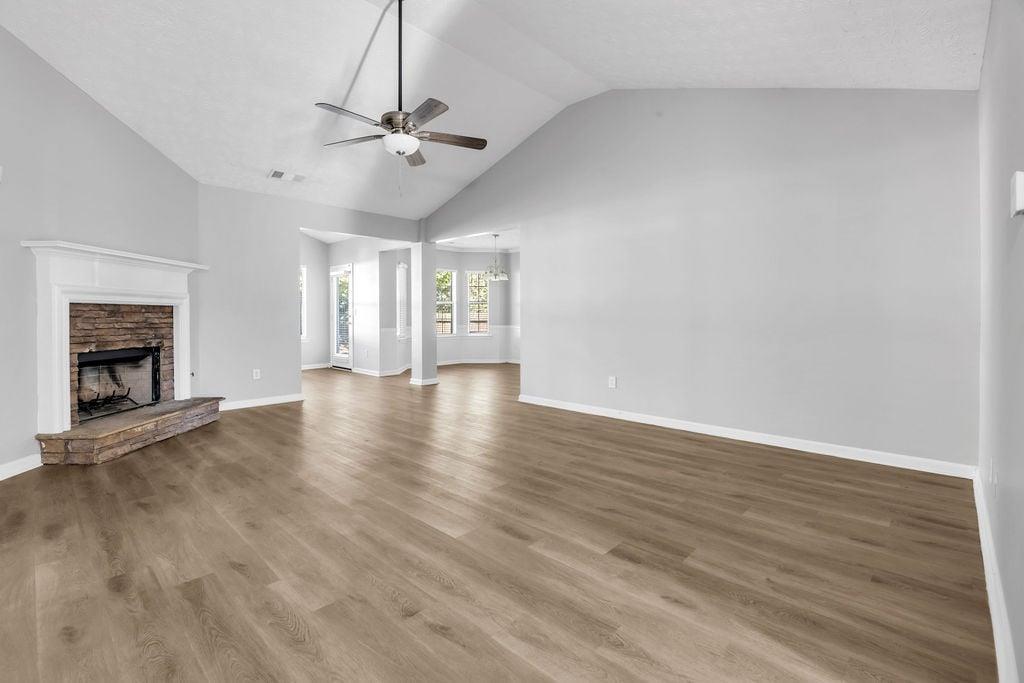 6430 Winston Trace Property Photo 8