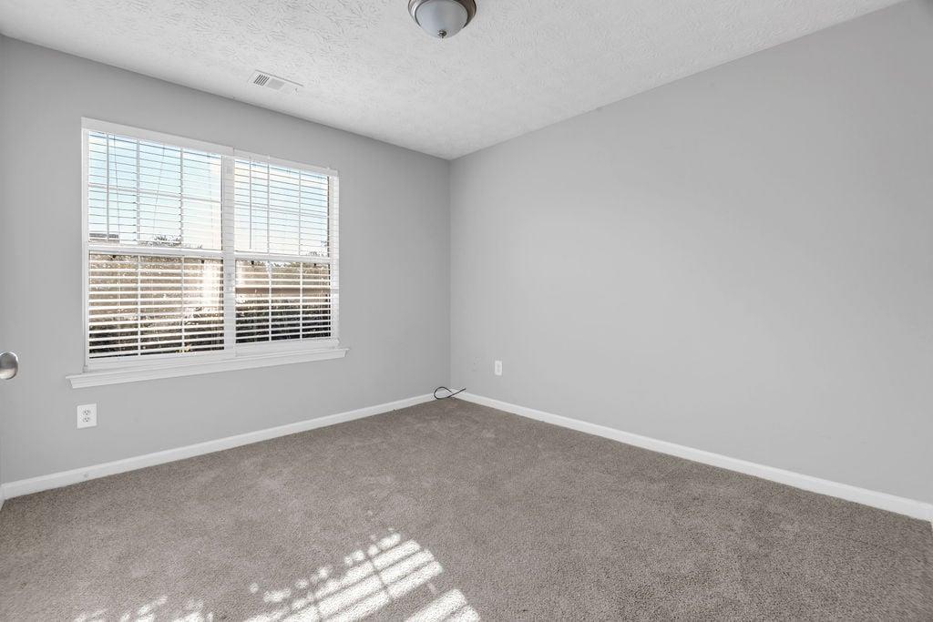 6430 Winston Trace Property Photo 17