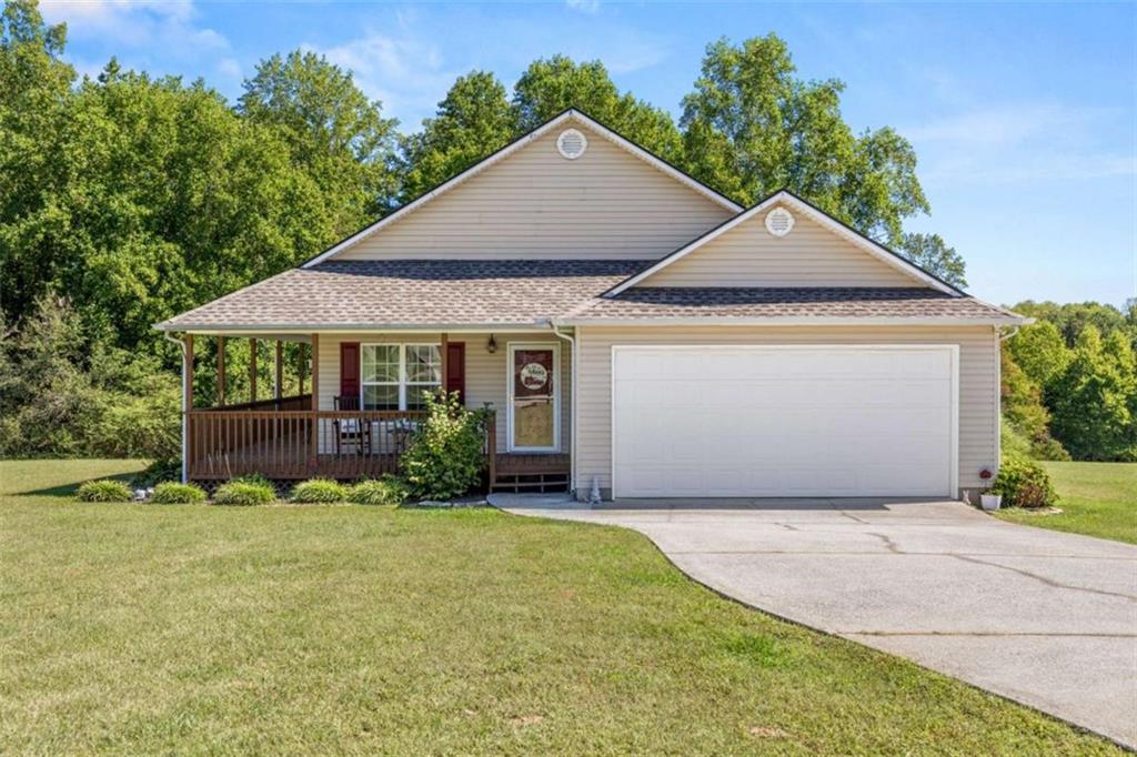 219 Mallard Pond Circle Property Photo 1