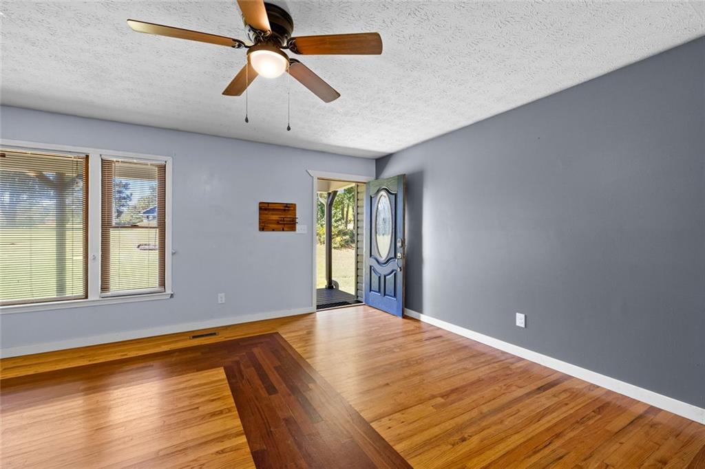 7388 Post Road Property Photo 6