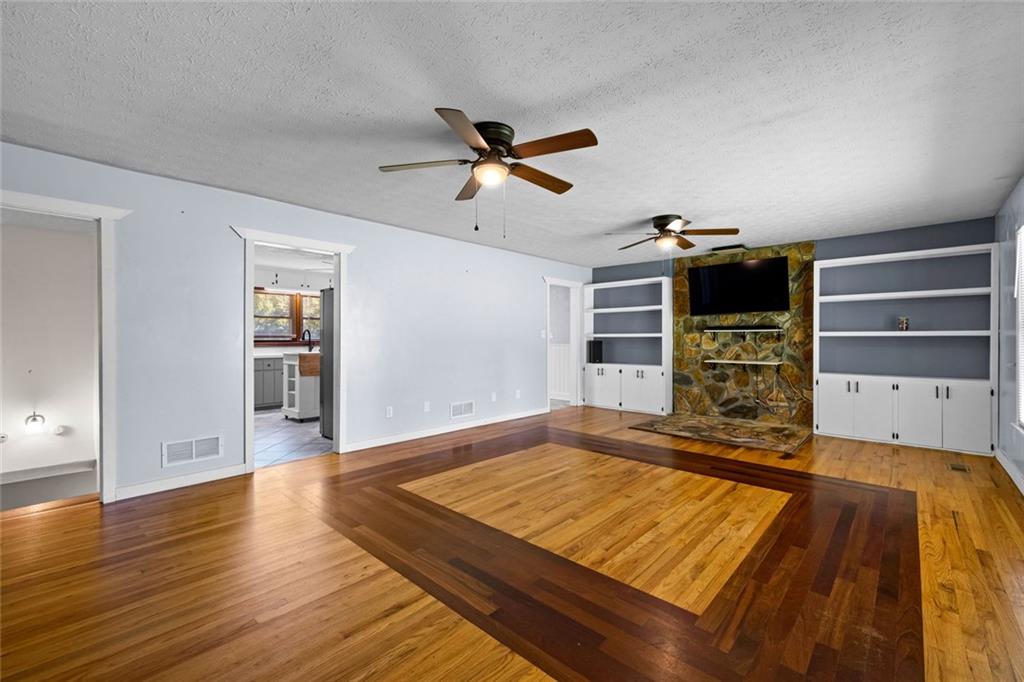 7388 Post Road Property Photo 20