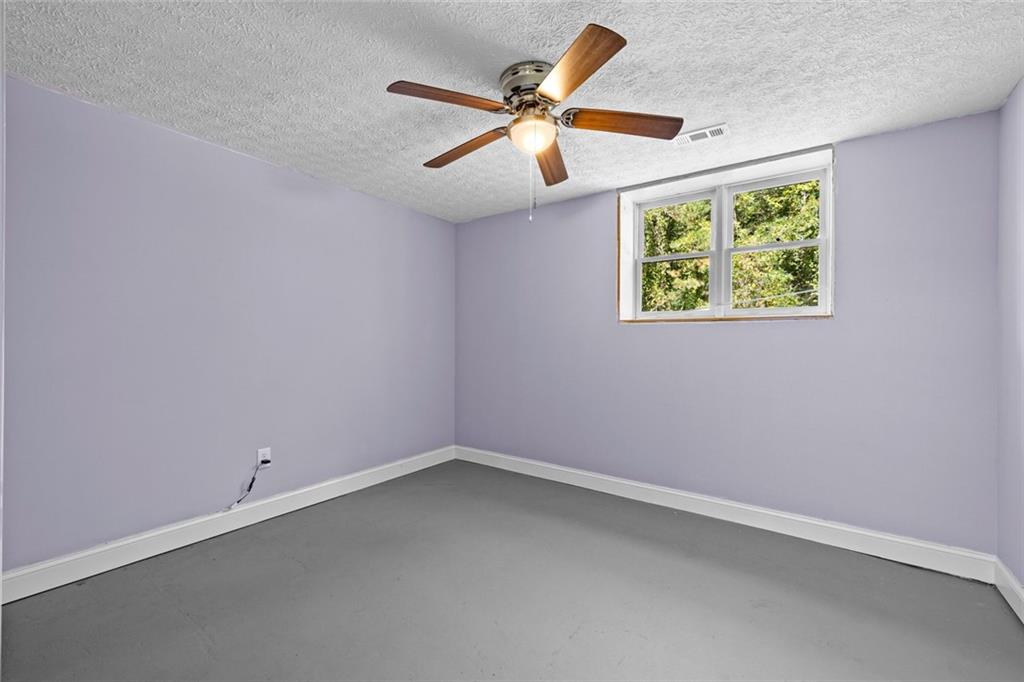 7388 Post Road Property Photo 38