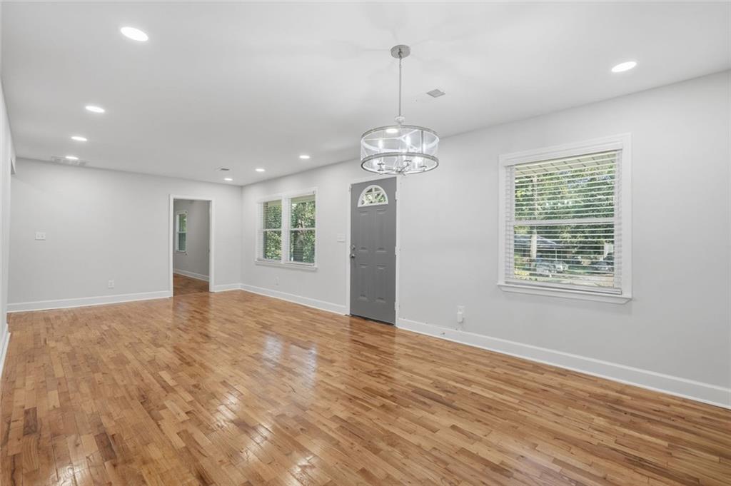 1395 Dennis Drive Property Photo 3