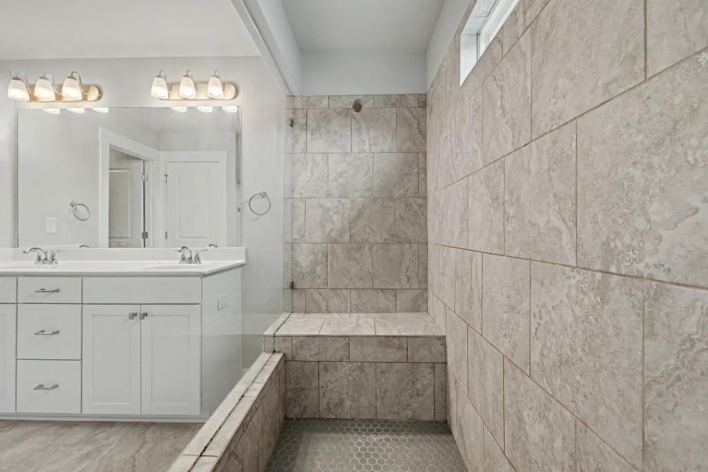 2405 Cotton Gin Row Property Photo 25
