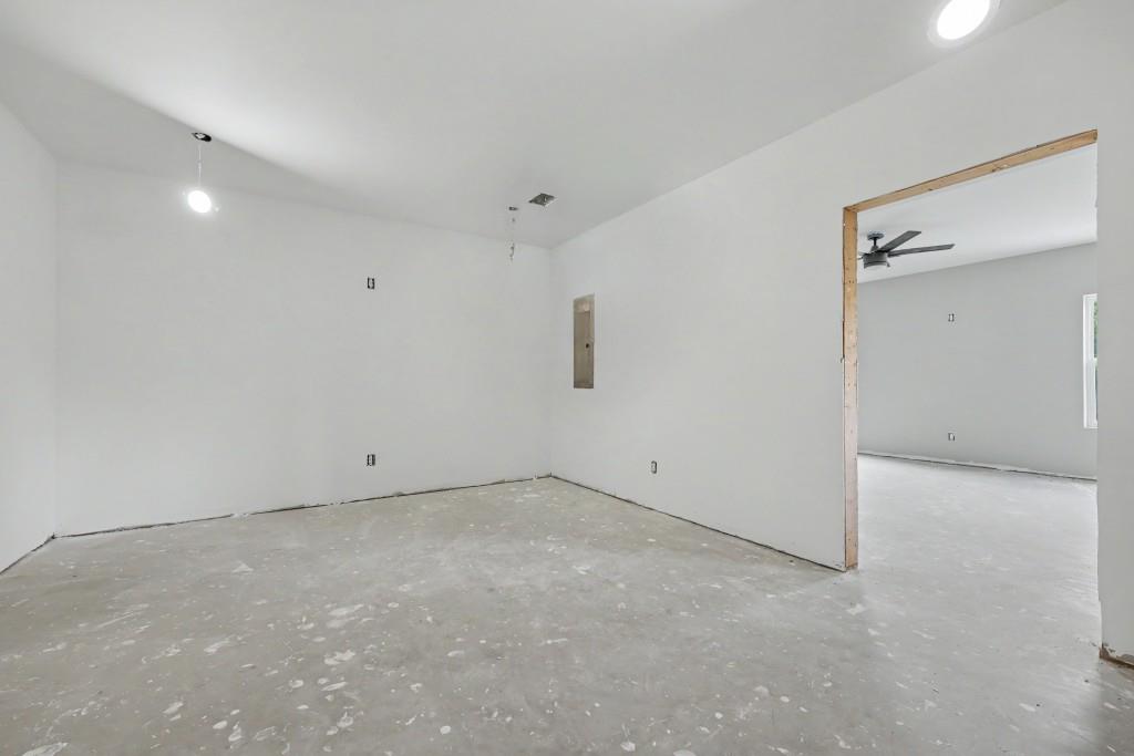 2405 Cotton Gin Row Property Photo 31