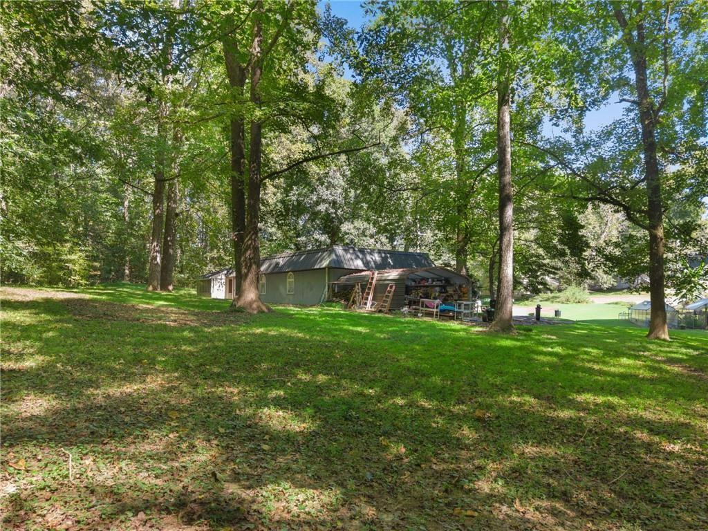 4343 Hamill Ct Property Photo 4