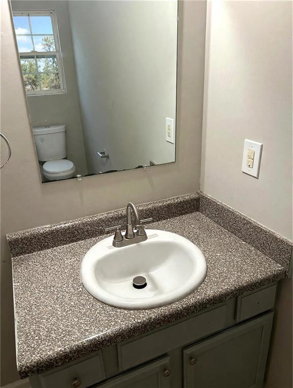 944 Old Mill Point Unit B Property Photo 10