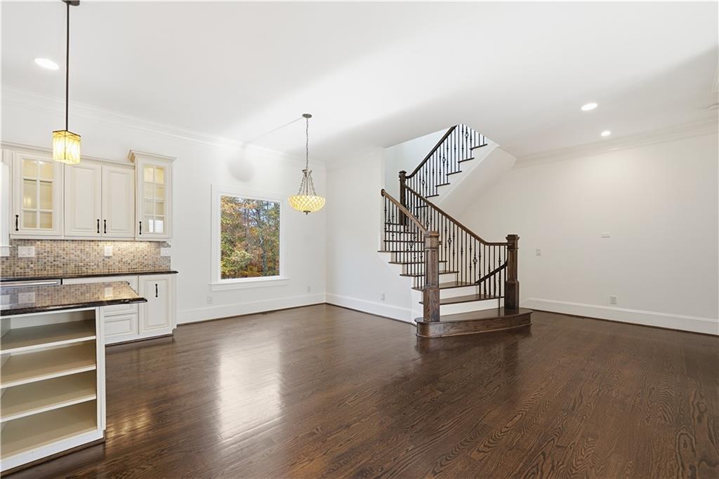 7611 Regency Circle Property Photo 32